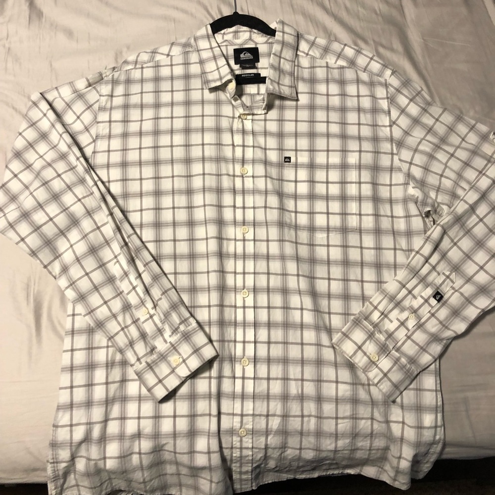 Men’s Quicksilver Button Down